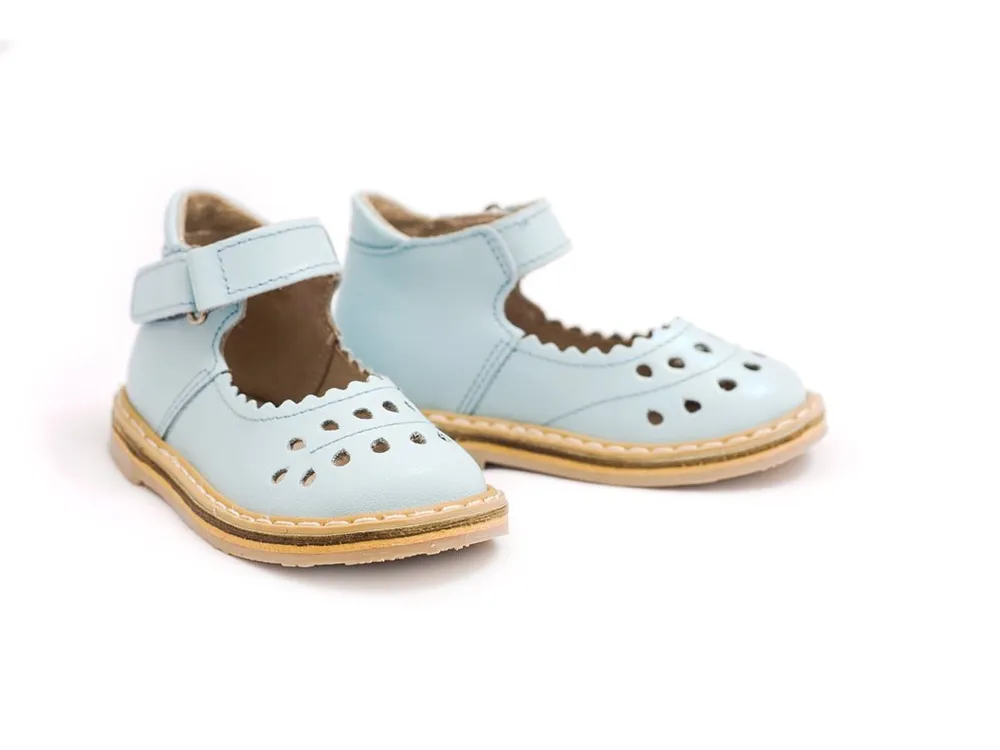 Sandals, light blue